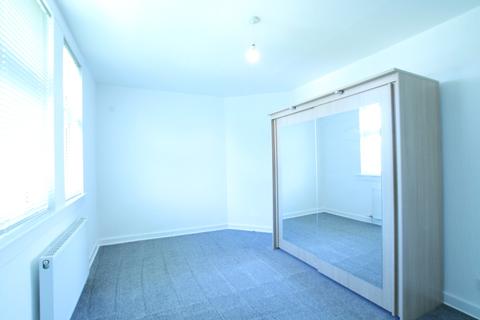2 bedroom flat to rent - Woodland Terrace, Dundee