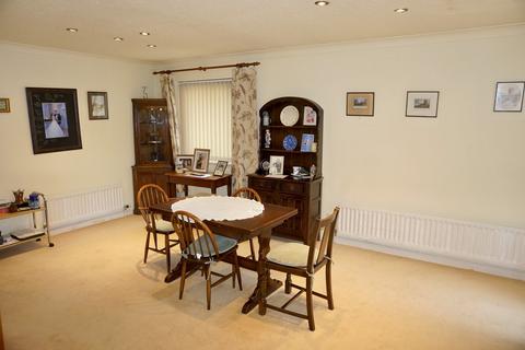 17 Heather Close, Woodhall Spa, LN10 6YD