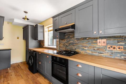 110 Broadgate Walk, Horsforth, Leeds, LS18 4EZ