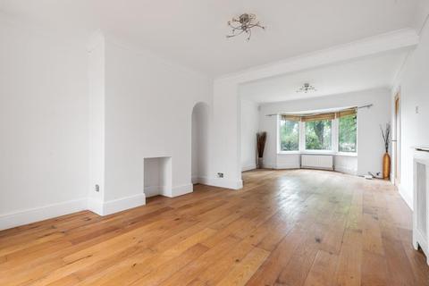 110 Broadgate Walk, Horsforth, Leeds, LS18 4EZ
