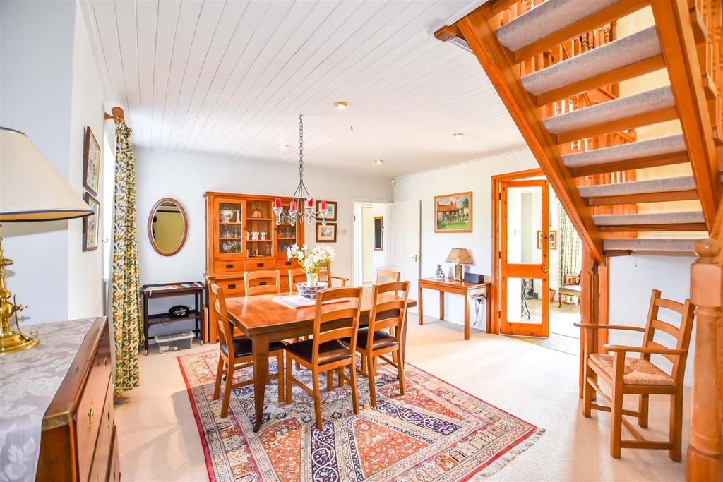 Dining Room.JPG