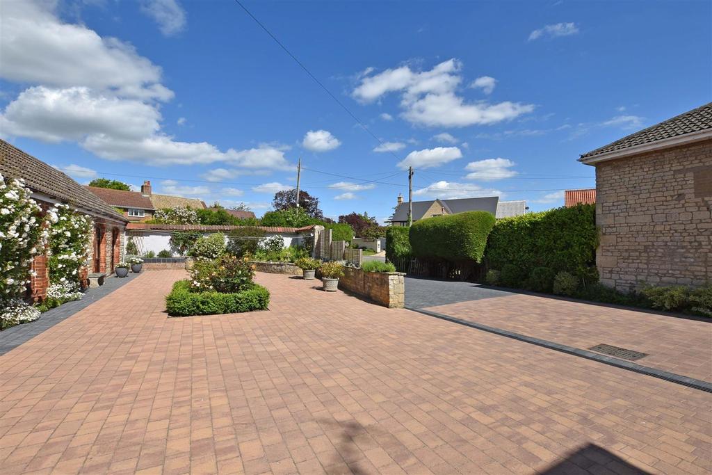 Front Garden.JPG