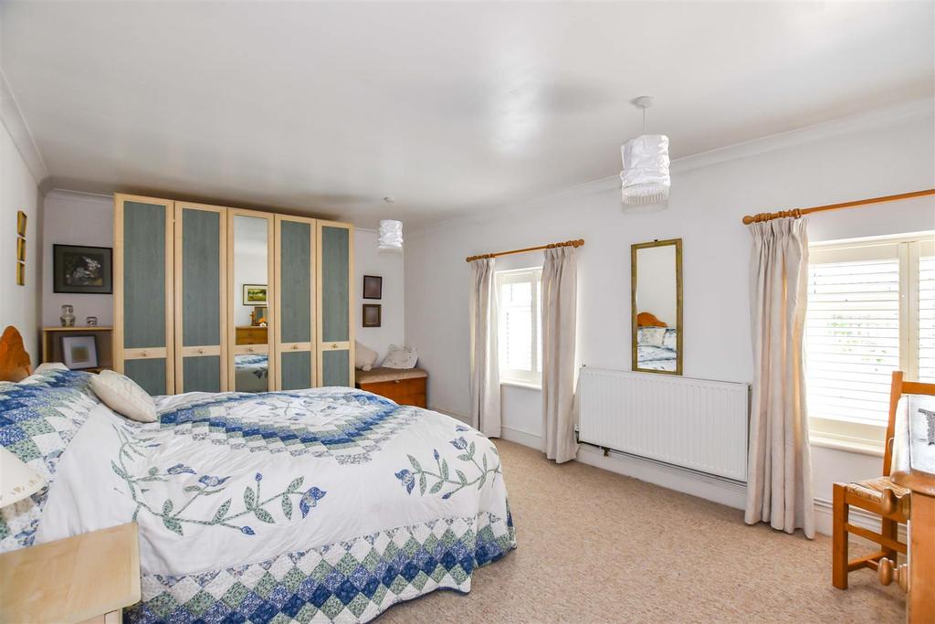 Guest Bedroom.JPG