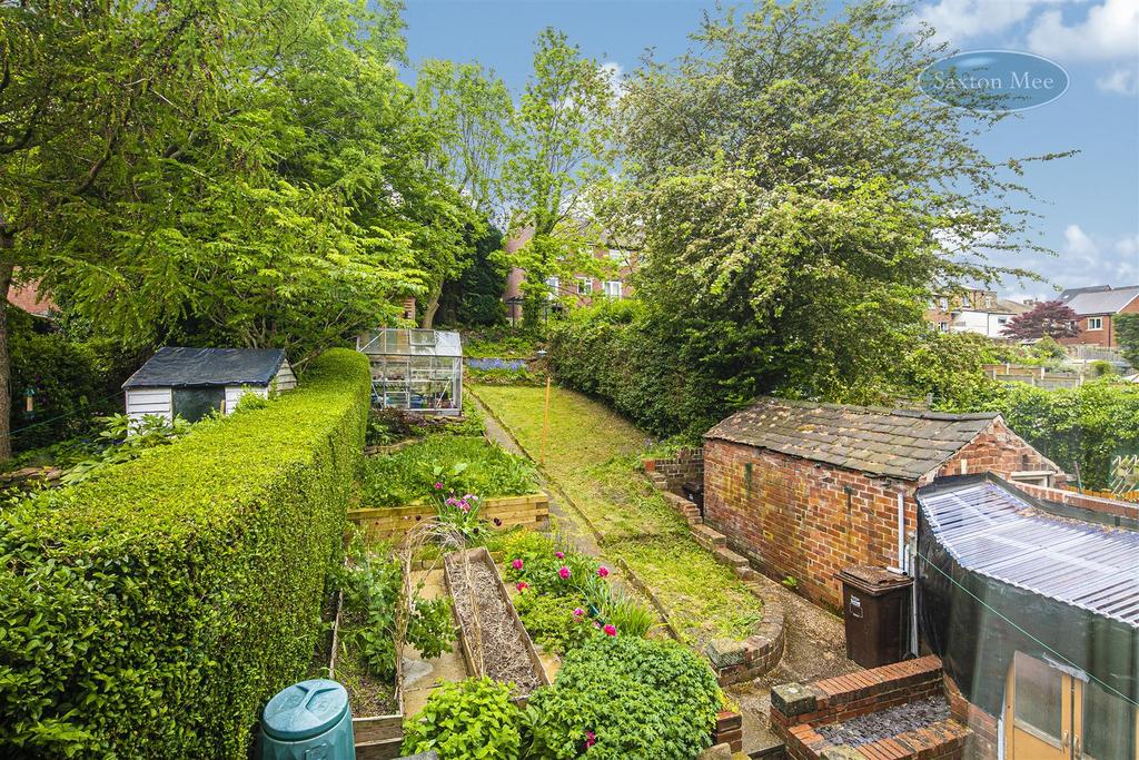 Providence Road, Walkley, S6 5BG 3 bed terraced house £220,000