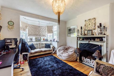 35 Hurstdene Avenue, Bromley, BR2 7JQ