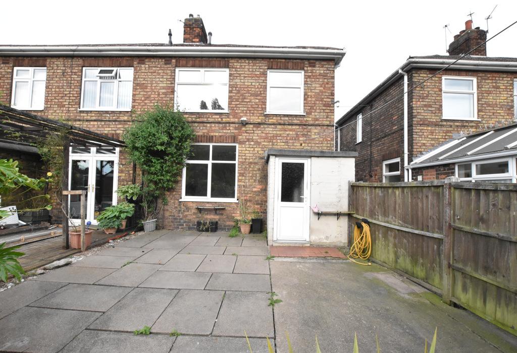 Kenilworth Road, Scunthorpe, Lincolnshire 3 bed semidetached house £