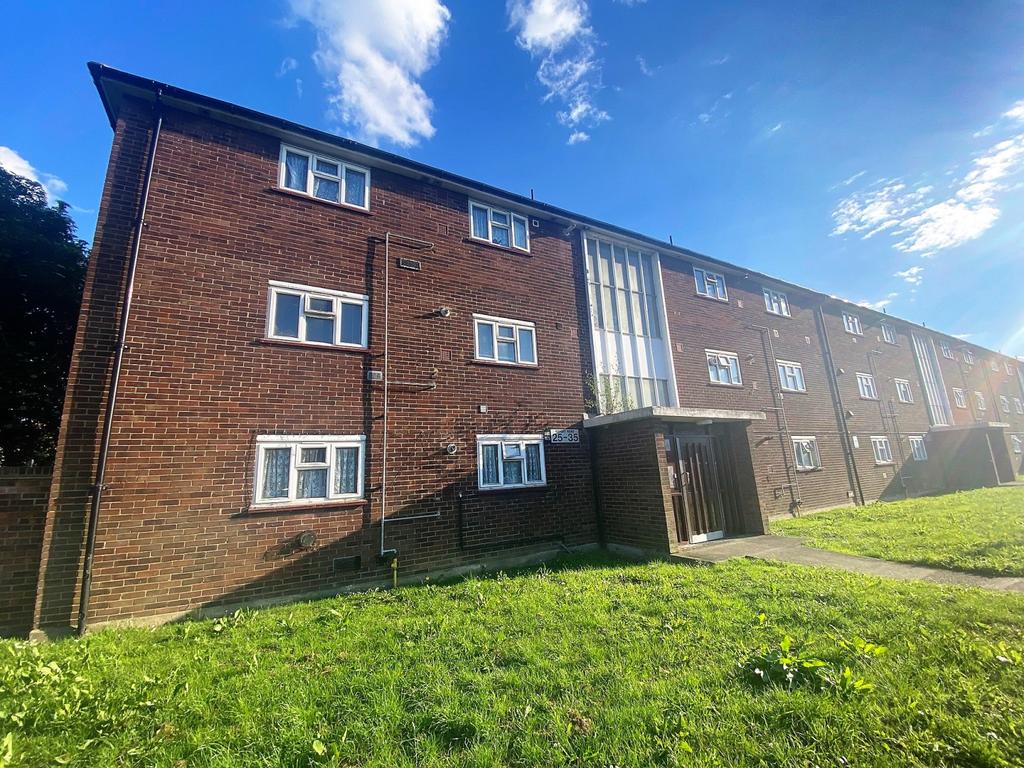 Wright Road, Hounslow, TW5 9 LR