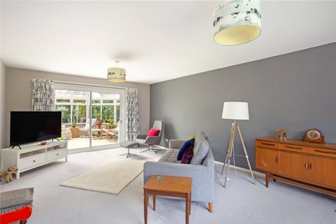 1 Alderside Walk, Englefield Green, Egham, TW20 0LX