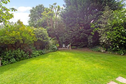 1 Alderside Walk, Englefield Green, Egham, TW20 0LX