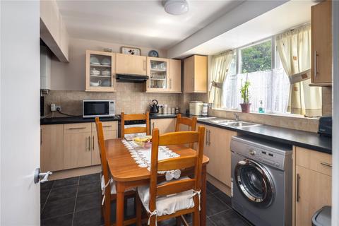 8, Vine Cottages Sidney Square, London, E1 3EP