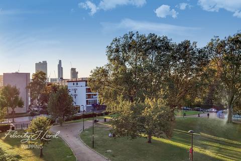 69 Wodeham Gardens, London, E1 5BN
