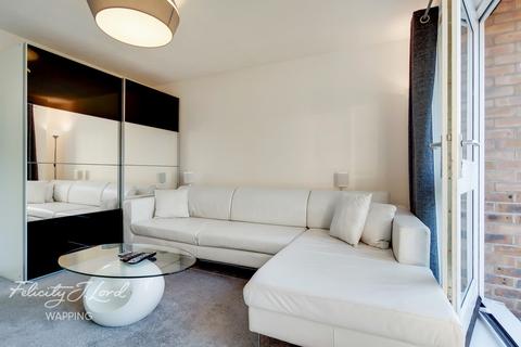 69 Wodeham Gardens, London, E1 5BN