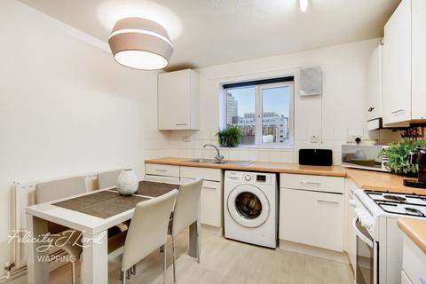 69 Wodeham Gardens, London, E1 5BN