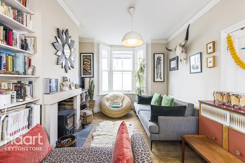 13 Kingsdown Road, London, E11 3LW