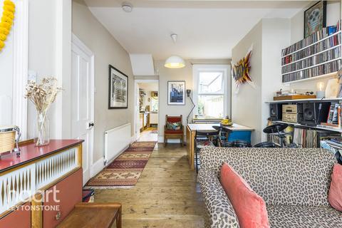 13 Kingsdown Road, London, E11 3LW