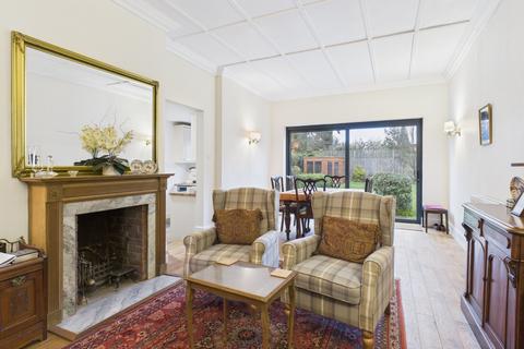 undefined, Curzon Avenue, Beaconsfield, Buckinghamshire, HP9