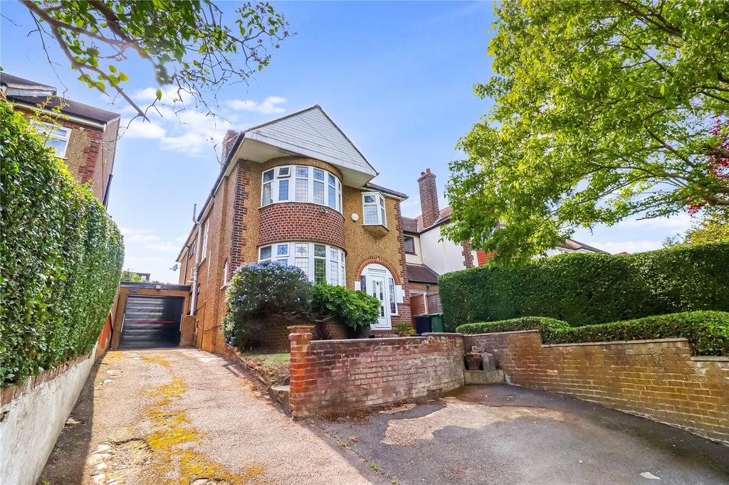 Hempstead Road, Kings Langley, Herts, WD4 5 bed detached house for sale