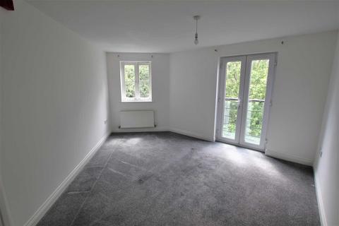 2 bedroom apartment to rent, Wakehurst Gardens, Weston Village