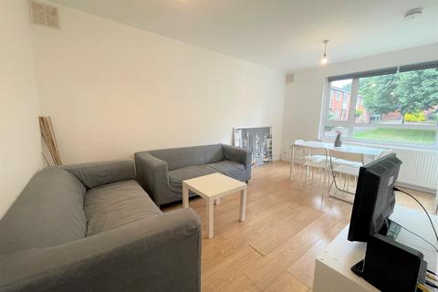 5 bedroom flat to rent, Birchmore Walk, Highbury, N5