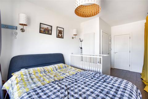 2 bedroom apartment for sale, Blair Street, London, E14