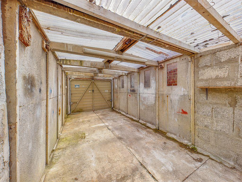 Single Garage