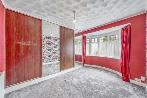 7 Cross Way, Rochester, ME1 3DX