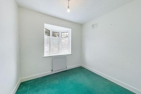 7 Cross Way, Rochester, ME1 3DX