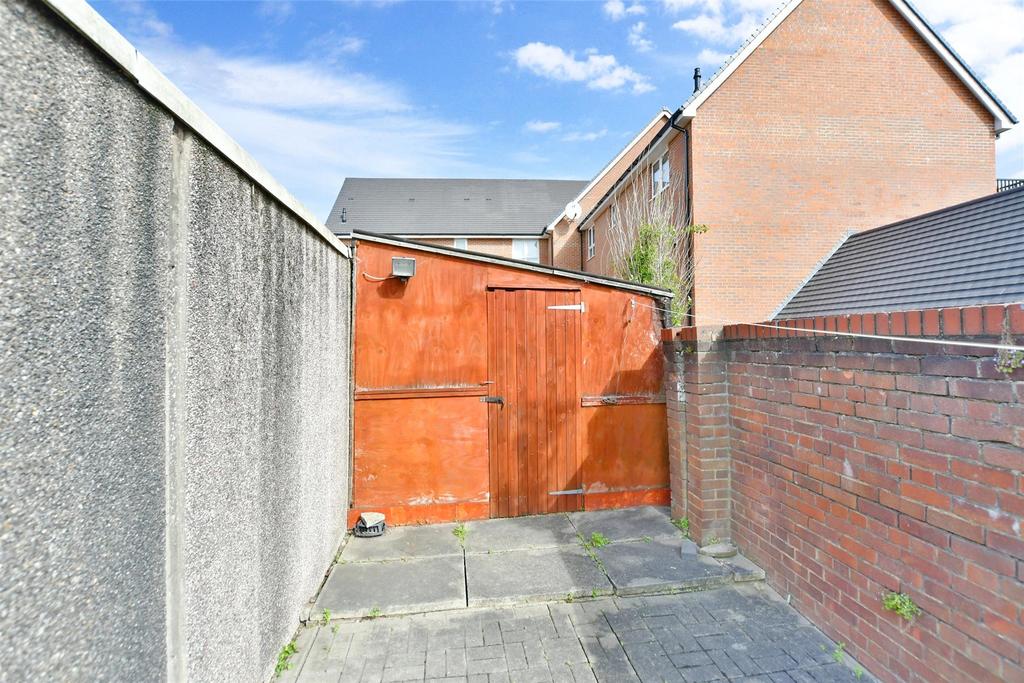 Workshop/Outbuildings