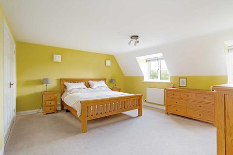 Beacon House Beacon Lane, Haresfield, Stonehouse, GL10 3ES