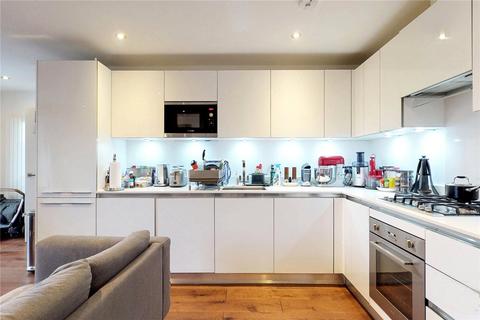 2 bedroom apartment to rent, Blair Street, London, E14