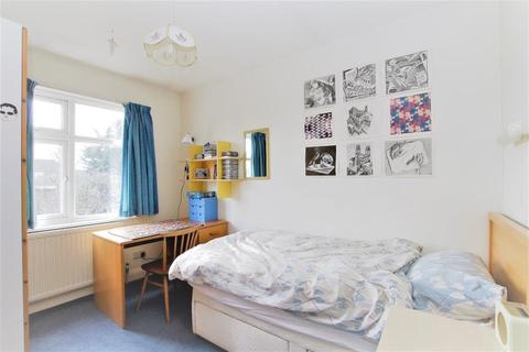 20 Coniston Gardens, Wembley, HA9 8SD