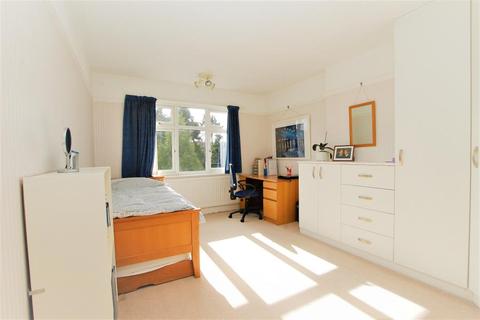 20 Coniston Gardens, Wembley, HA9 8SD