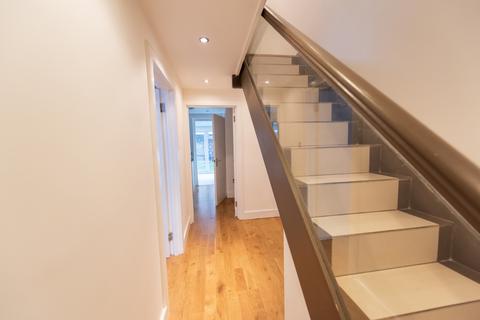 2 bedroom house to rent, Mulready Street, St Johns Wood, NW8