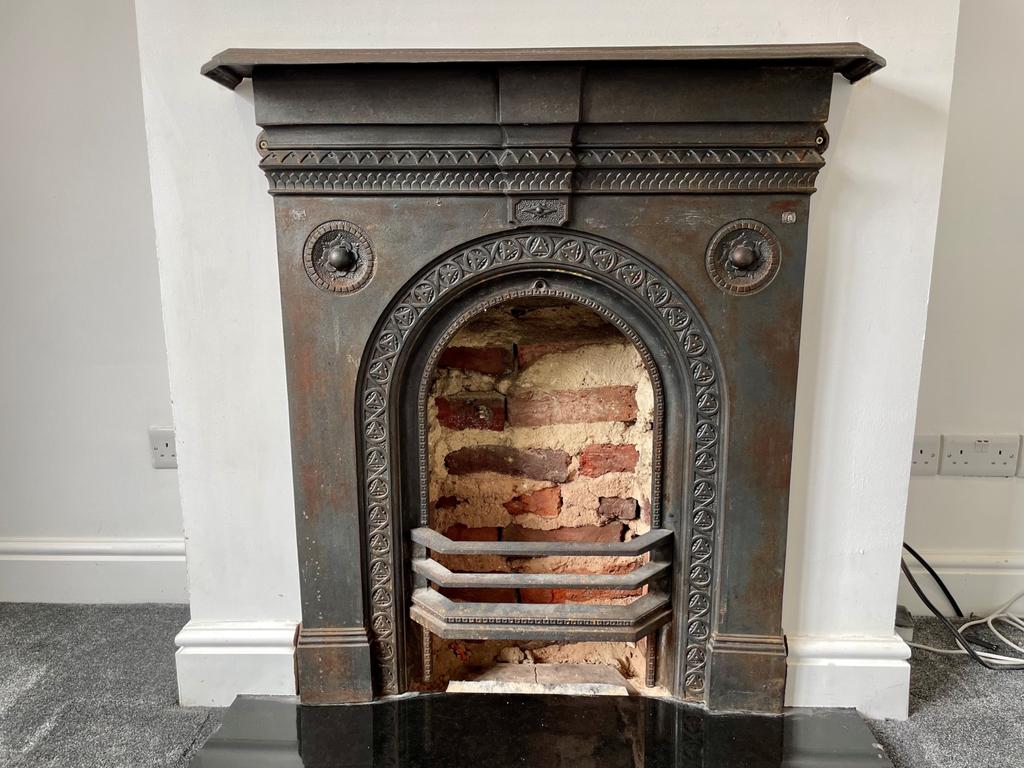 40 Park FIREPLACE