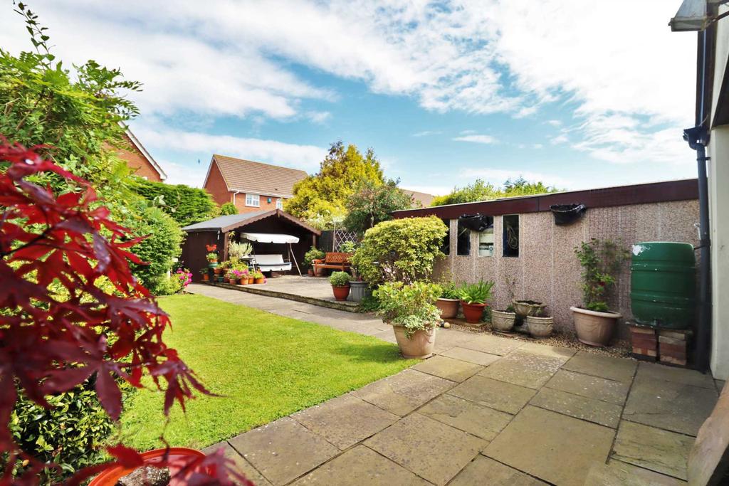 Ellesmere Rd, Uphill 3 bed semidetached house £450,000