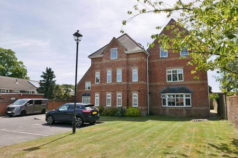 undefined, Paxton Road  Fareham  Unfurnished