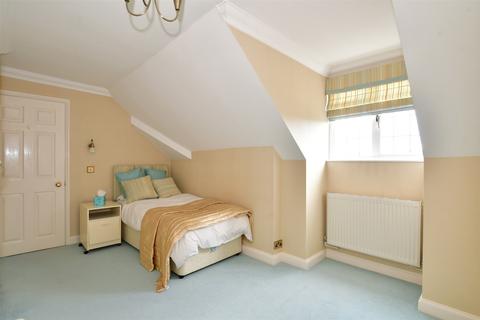 23 Johns Road, Meopham, Gravesend, DA13 0LP