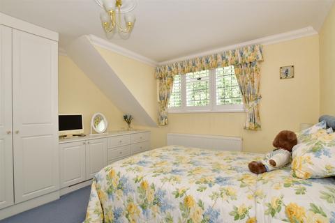 23 Johns Road, Meopham, Gravesend, DA13 0LP