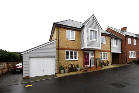 4 bedroom detached house to rent - Ashford Place, Broomfield, CM1