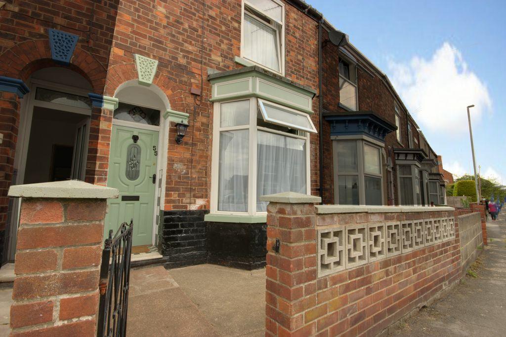 Holme Church Lane, Beverley HU17 0QP 3 bed terraced house £200,000