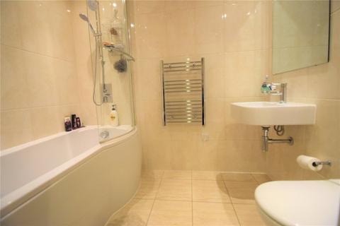 2 bedroom apartment to rent, Lexington Apartments, Railway Terrace, Slough, Berkshire, SL2