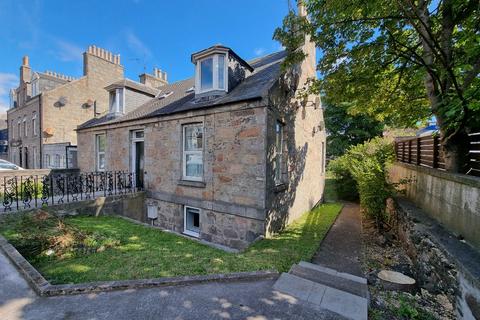 3 bedroom flat to rent, King Street, Old Aberdeen, Aberdeen, AB24