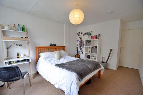 5 bedroom end of terrace house to rent, Winchester