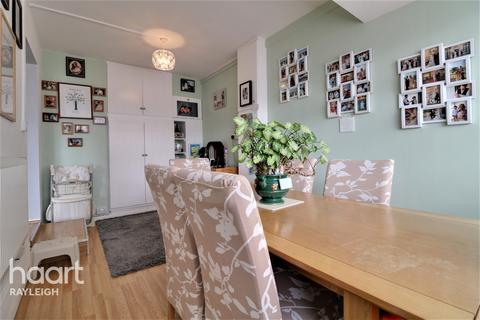 48 Cheapside East, Rayleigh, SS6 9JU