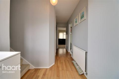 48 Cheapside East, Rayleigh, SS6 9JU
