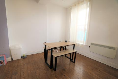 1 bedroom flat to rent - Castle  Lane, Castle, Bedford, MK40