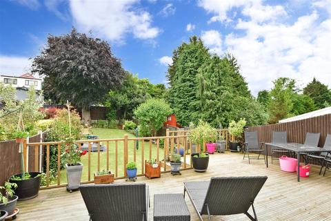 68 Lodge Hill, Welling, DA16 1BW