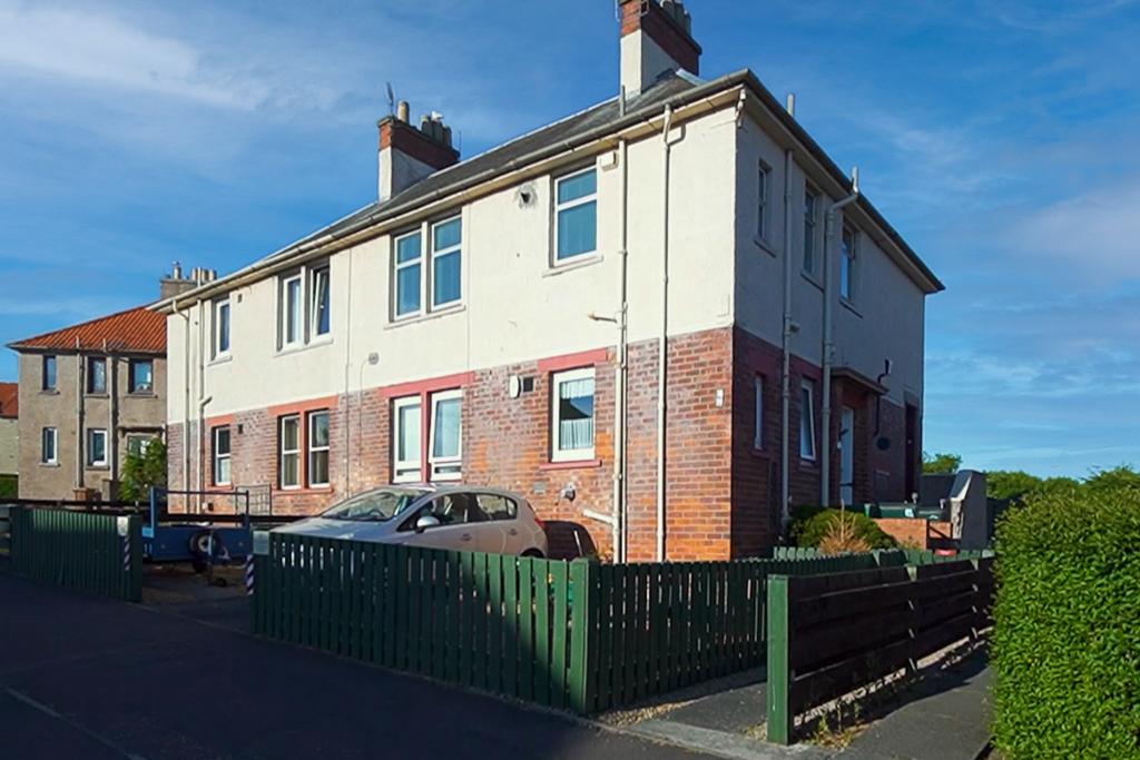 Beatty Crescent, Kirkcaldy, KY1 2 bed flat £84,500