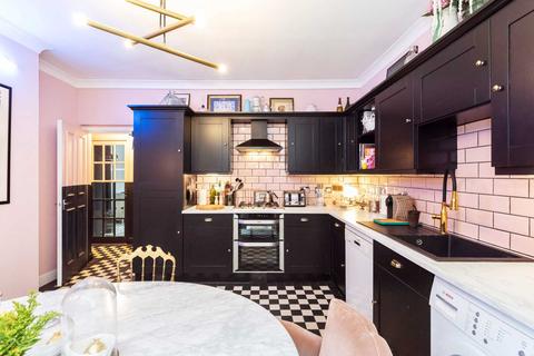 1 bedroom flat for sale - Bury Place, Bloomsbury, WC1A