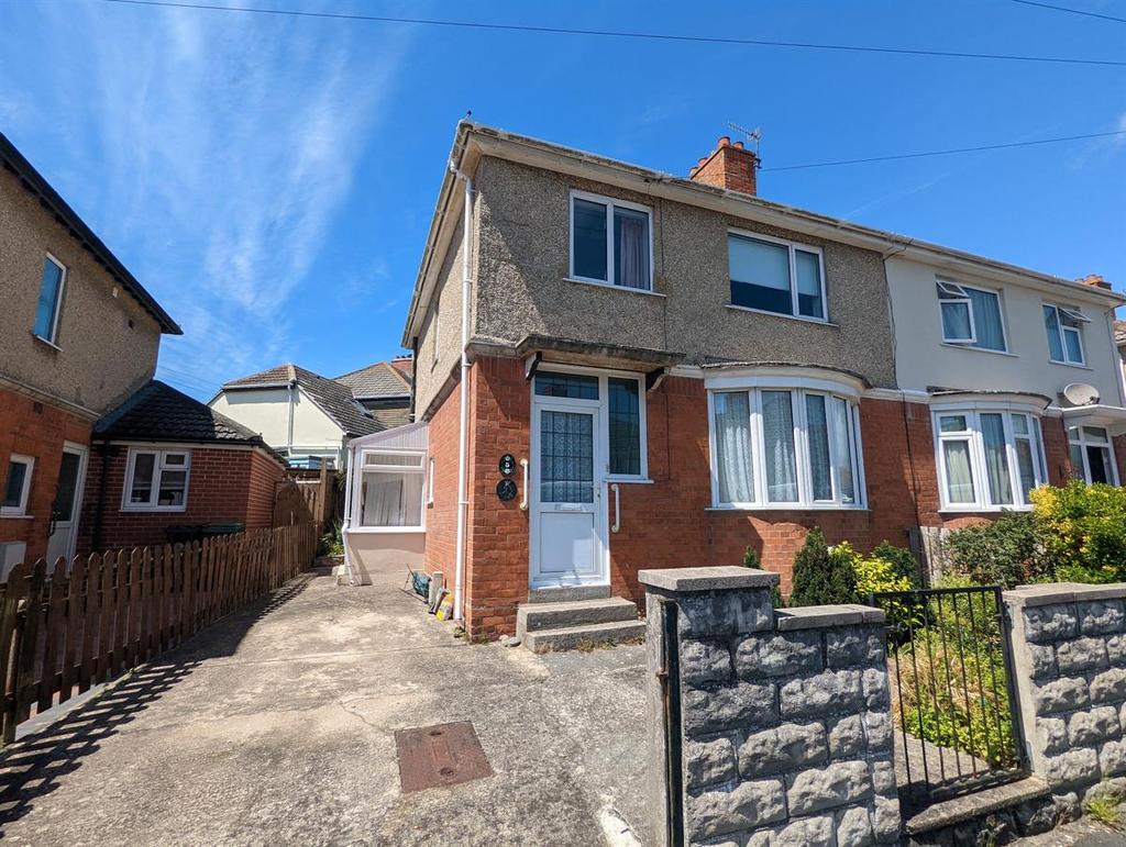 Portland Crescent, Weymouth 3 bed semidetached house £290,000